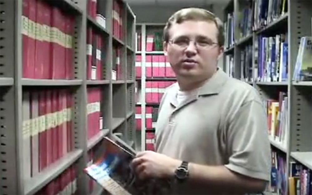 Modeler's spotlight video for the week of June 26, 2008 -- Inside Cody's Office