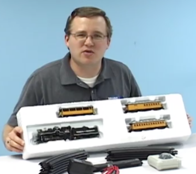 Video: Bachmann HO scale steam passenger train set