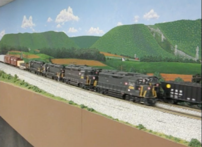 Video: Mainline “mile” in O gauge