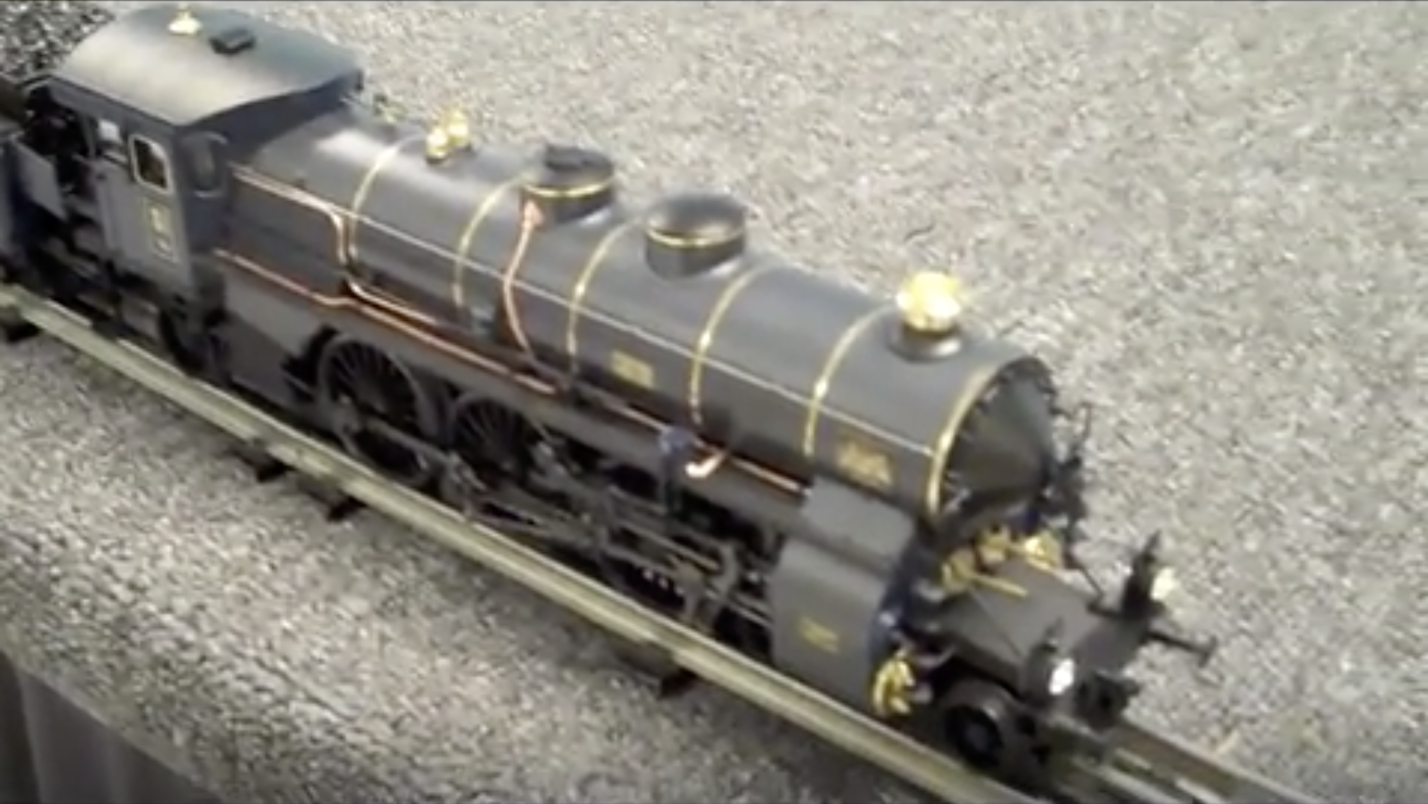 Video: O gauge Bavarian S 3/6-Class 4-6-2 by MTH