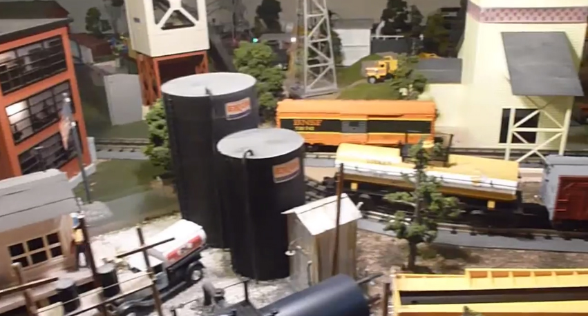 Chuck Willey's temporary O scale layout