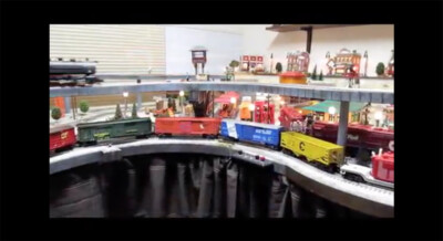 Barri Evangelisti’s O gauge layout in a spare room