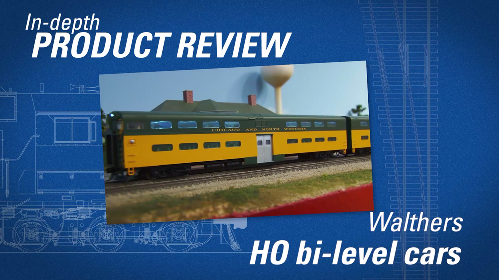 Walthers HO scale CNW bilevel cars