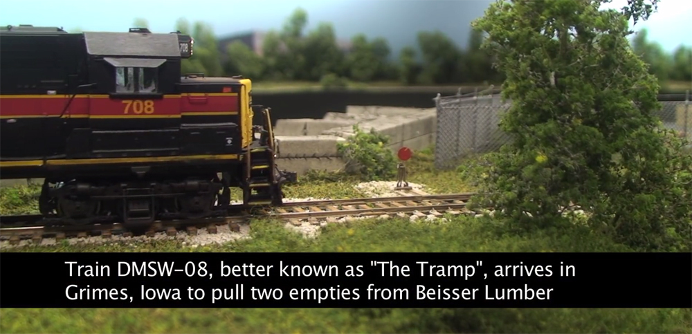 Pulling empties on the HO scale Iowa Interstate