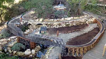 Build a curved trestle