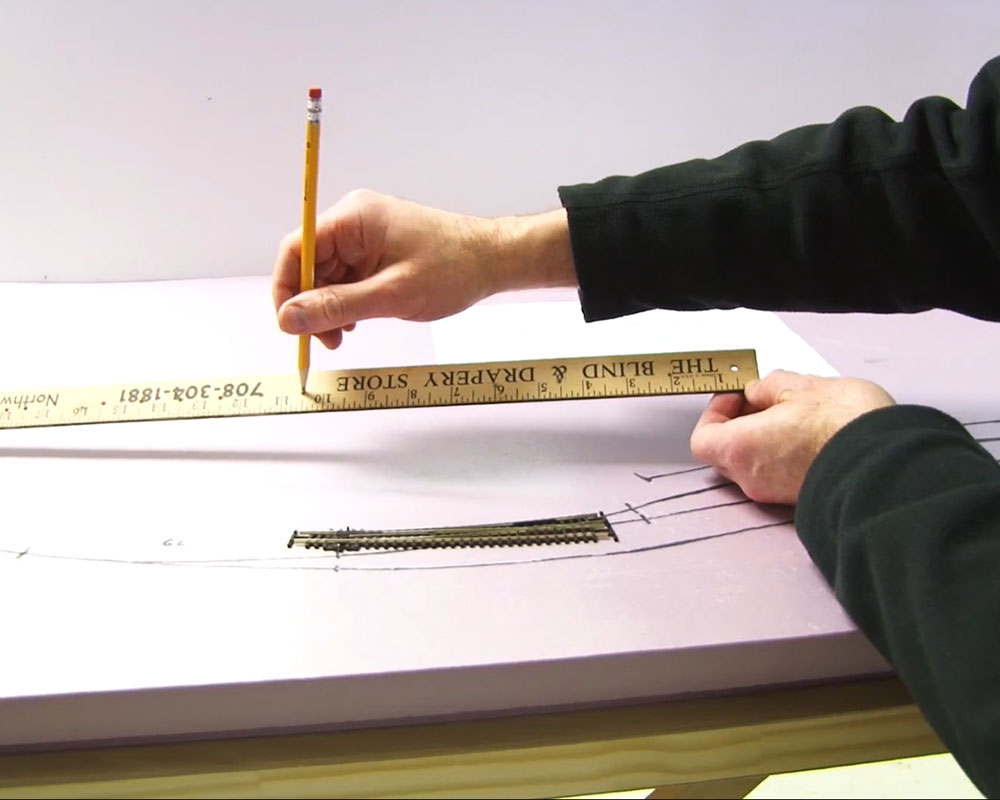 Hand measuring off track section