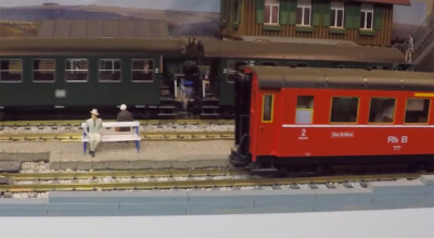 Member video: G scale model train layout