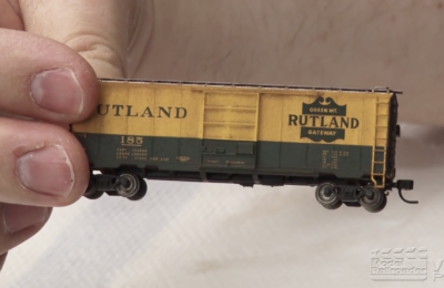 Red Oak Series: Weathering freight cars