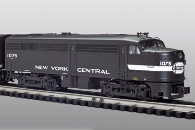 Lionel Legacy Alco FA A-A diesel set video