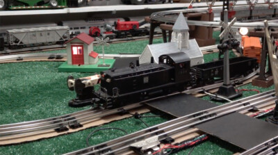 Running trains on a postwar style Lionel layout