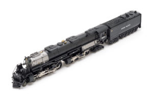 Lionel LionMaster 4-8-8-4 Big Boy steam locomotive