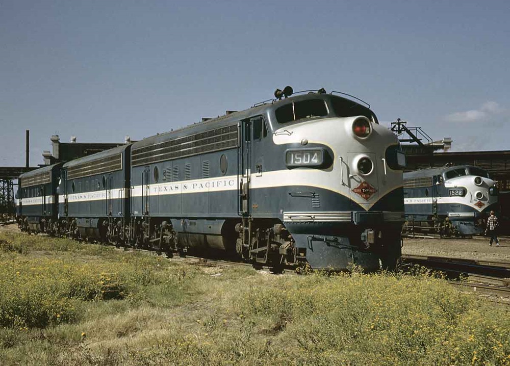 Blue-and-white streamlined Missouri Pacific locomotives