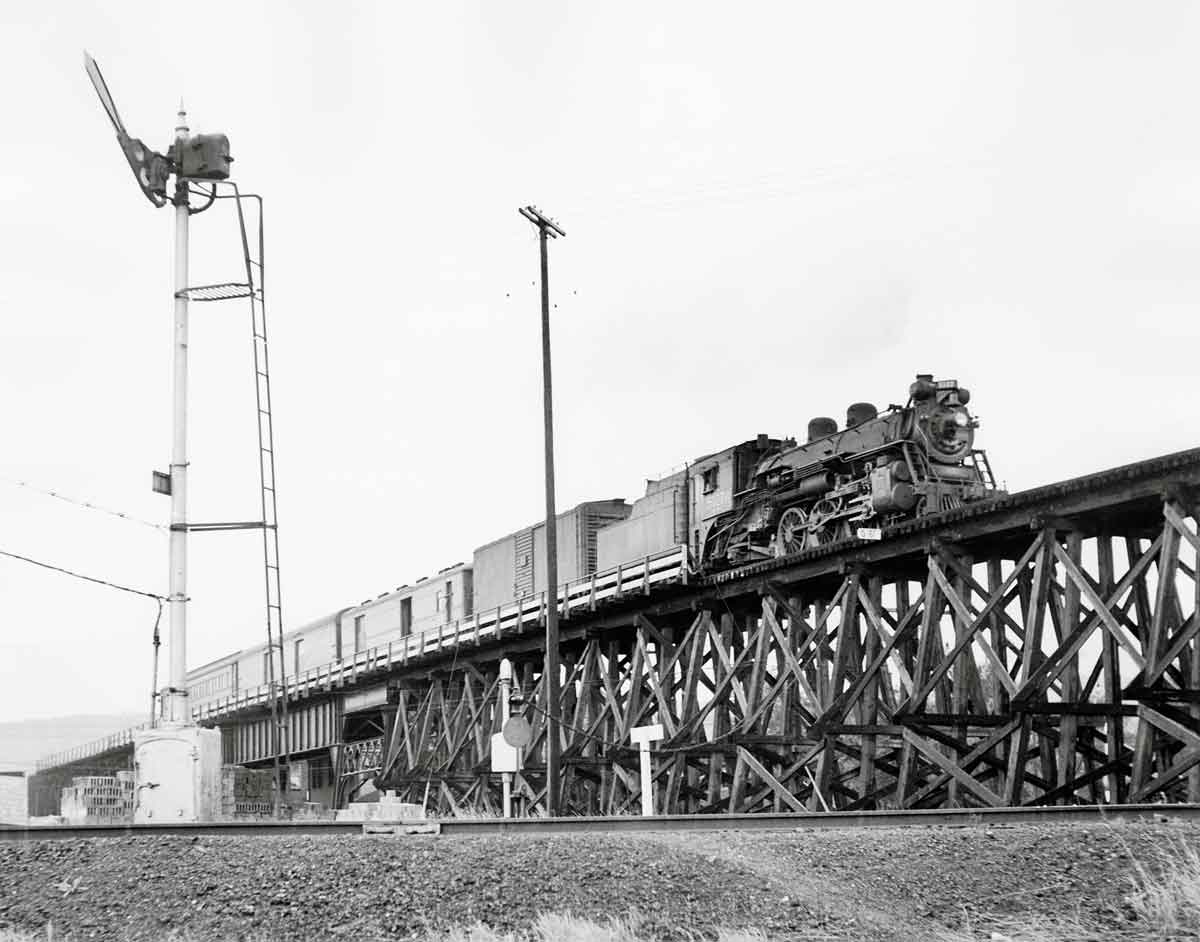 Pacific 2157 in Duluth, Minnesota