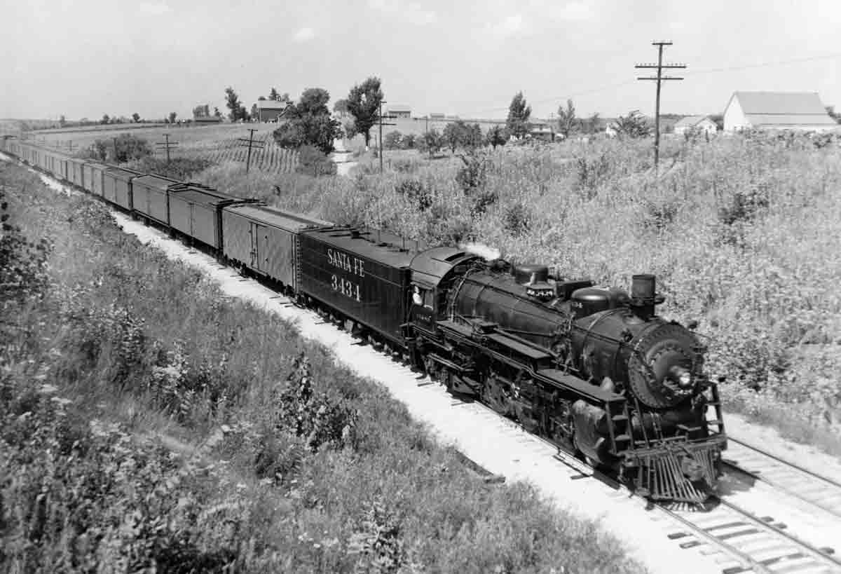 Pacific with Santa Fe mail and express | Classic Trains Magazine