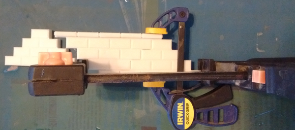 6_Glueing_retaining_wall