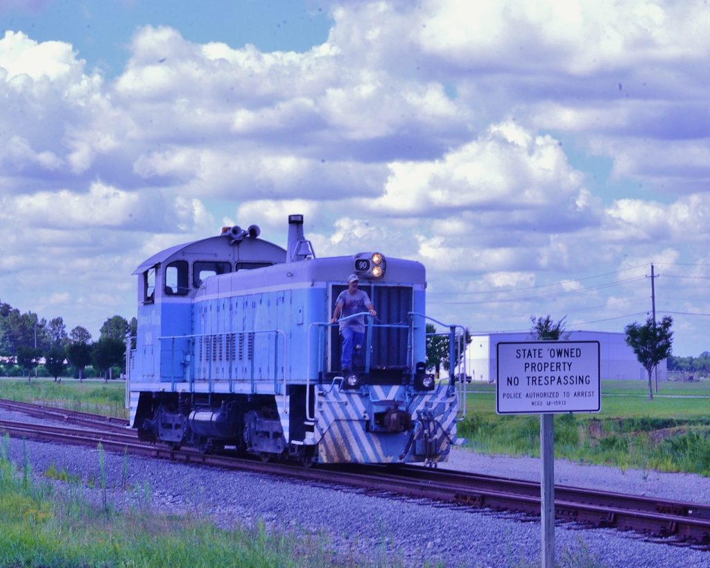 912016KinstonandSnowHillRailroad90firstrun1157AM