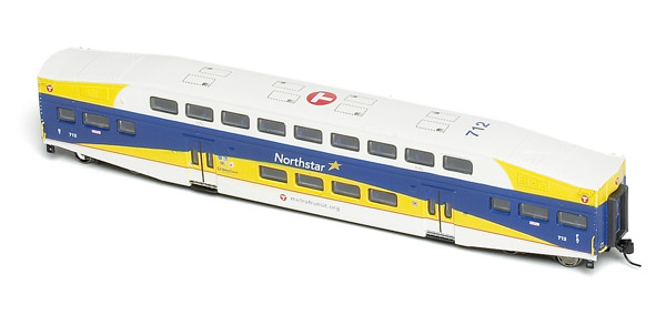 Athearn N scale Bombardier bi-level cars