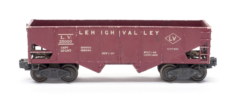 Lionel two-bay hopper