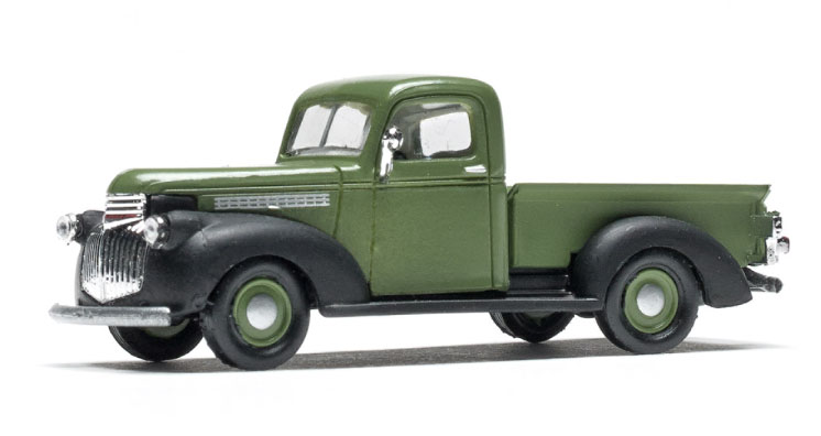 ClassicMetalWorksHOscale19411946Chevroletpickuptruck