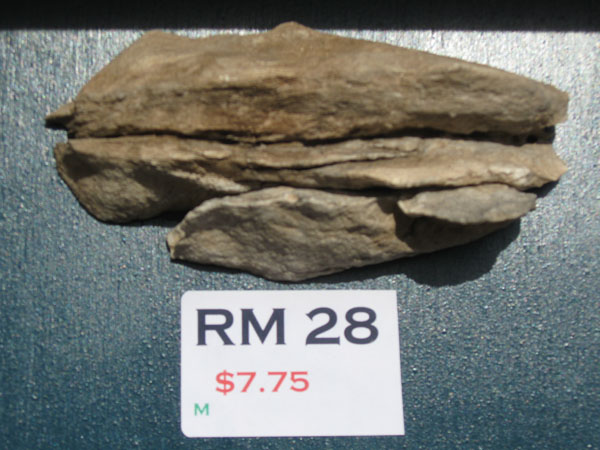Howards Hobby Flexible latex rubber rock molds