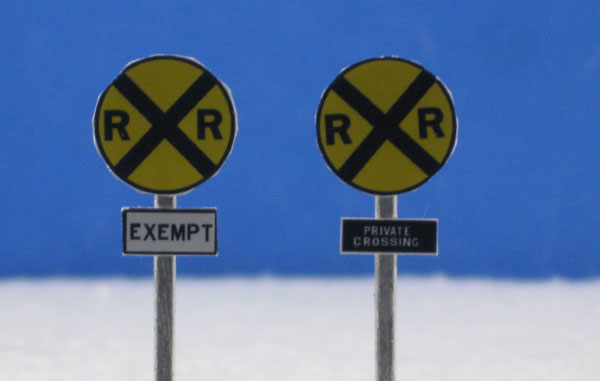 Howards Hobby HO scale railroad crossing road signs
