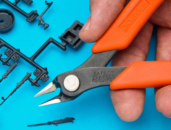 Xuron Corp. Model 2175ET professional sprue cutter