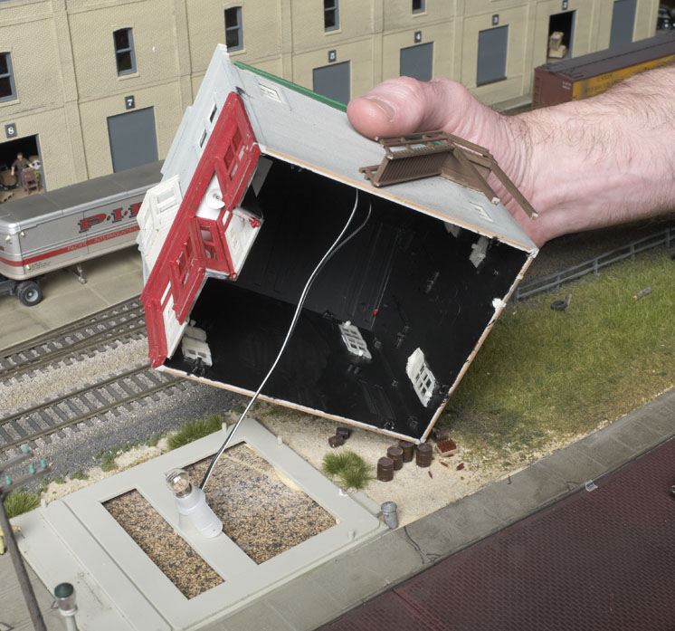 11 easy urban lighting tips for your model railroad layout