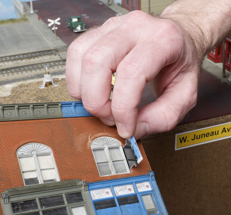 11 easy urban lighting tips for your model railroad layout