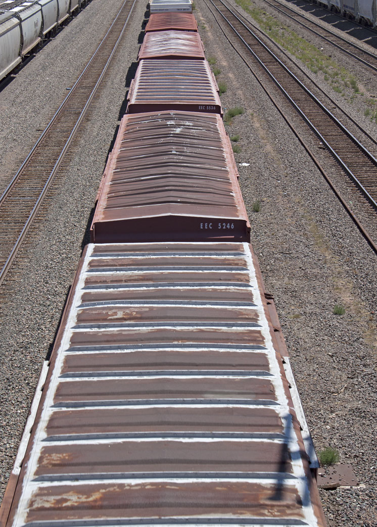 Pelle Soeborg weathering model train boxcar roofs