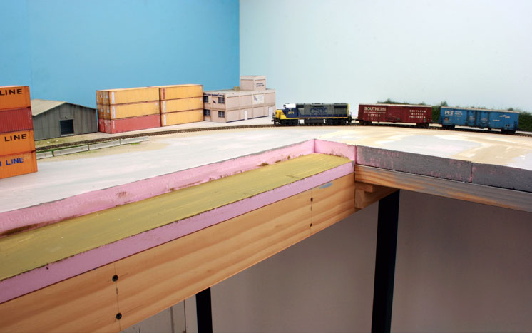 N Scale Train Scenery & Accessories