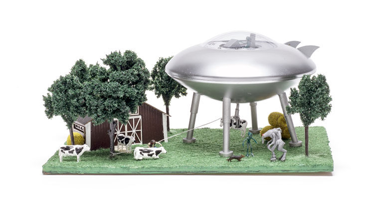 Menards HO scale UFO Scene