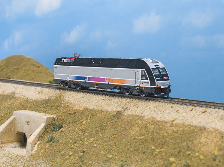 Atlas Model Railroad Co. N scale Siemens ALP-45DP locomotive