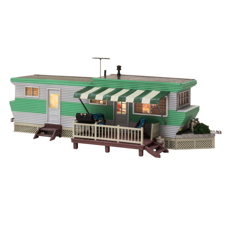 Woodland Scenics O scale Grillin’ & Chillin’ trailer home