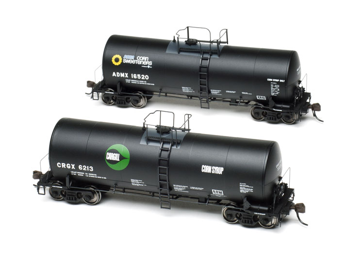 Atlas HO scale Trinity 17,600-gallon corn syrup tank cars