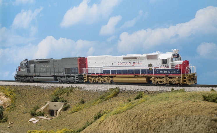 Athearn Trains HO scale EMD SD45T-2 diesel locomotive