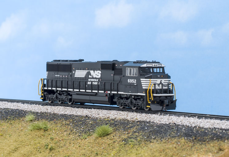 Atlas N scale EMD SD60E diesel locomotive