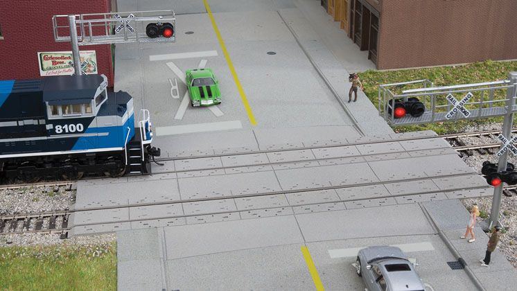 Wm. K. Walthers HO scale concrete grade crossing kit