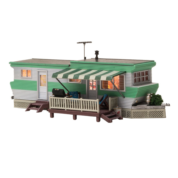 Woodland Scenics HO scale Grillin’ & Chillin’ trailer home