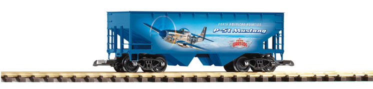 PIKO America large scale Vintage Warbirds P-51 Mustang two-bay offset-side hopper