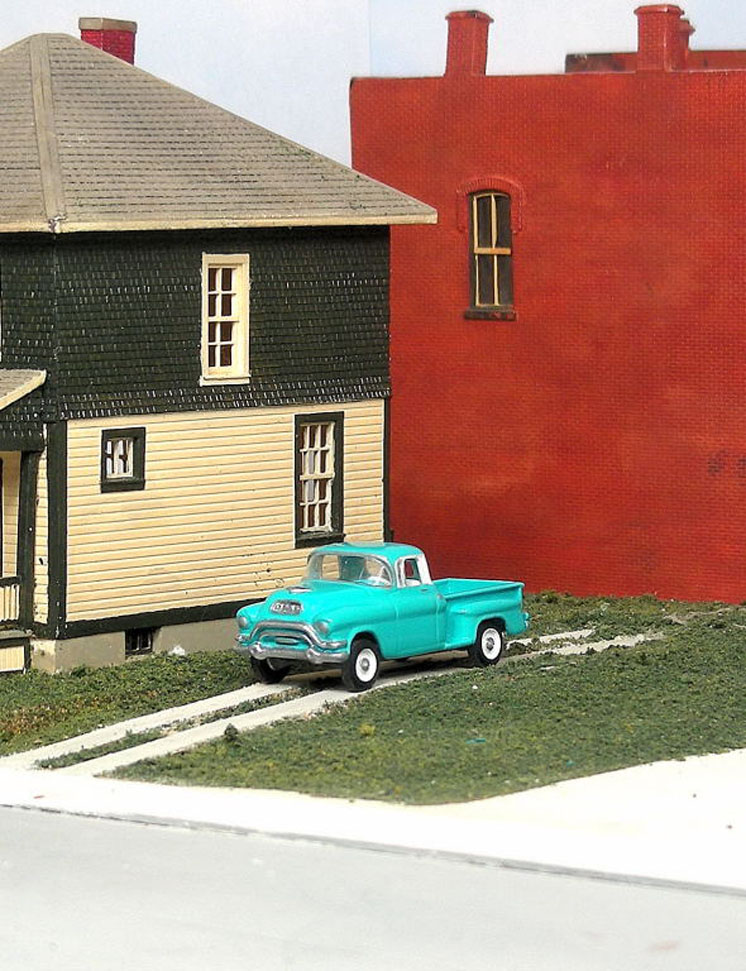 Sylvan Scale Models HO scale 1955-56 GMC half-ton pickup