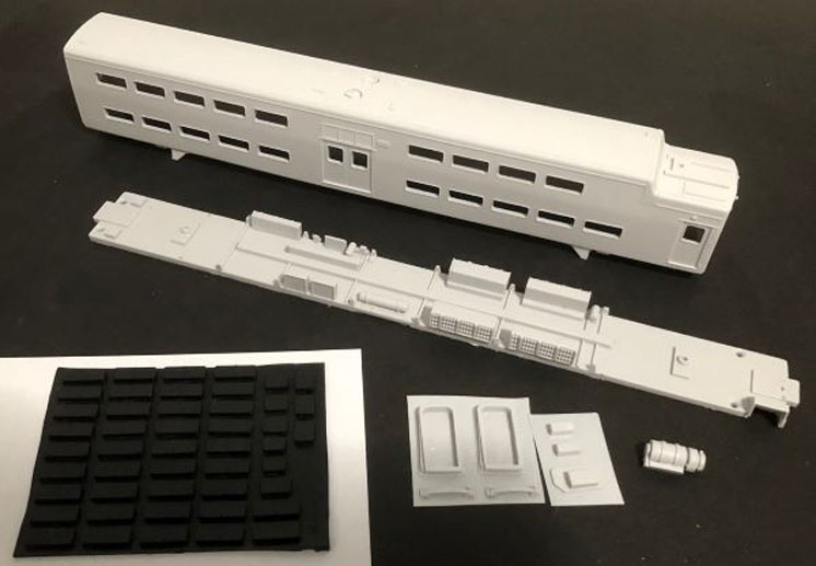 Imperial Hobby Productions HO scale Illinois Central and Metra Hghliner bi-level m.u. two-car set