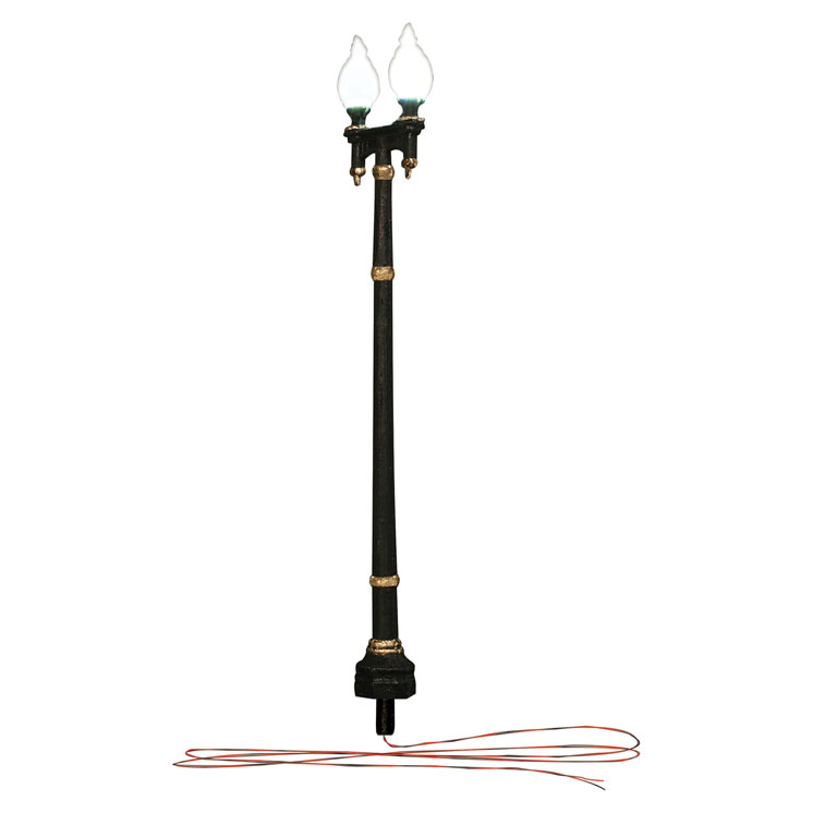 Woodland Scenics HO scale double lamp post street lights