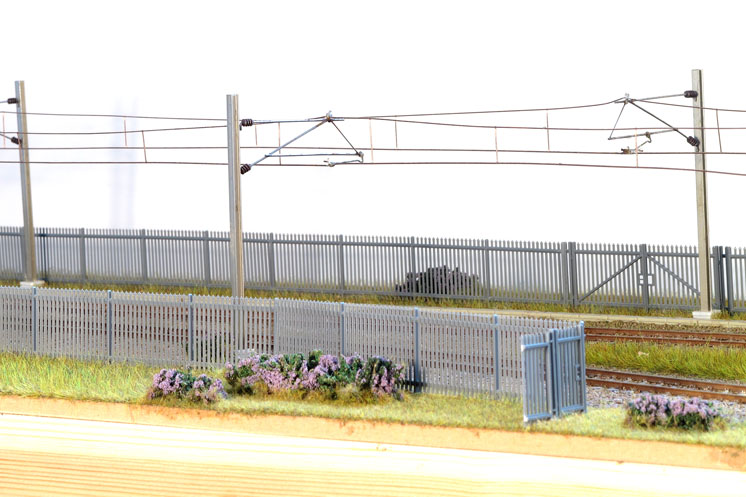 Pritchard Patent Product Co. Ltd. (Peco) HO scale Palisade fence