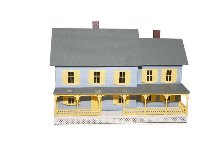 Lionel HO scale farmhouse