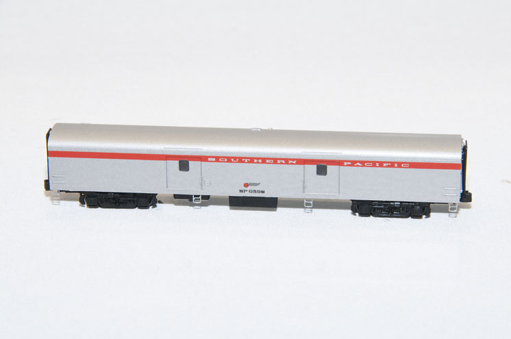American Z Line Z scale Lightweight baggage car