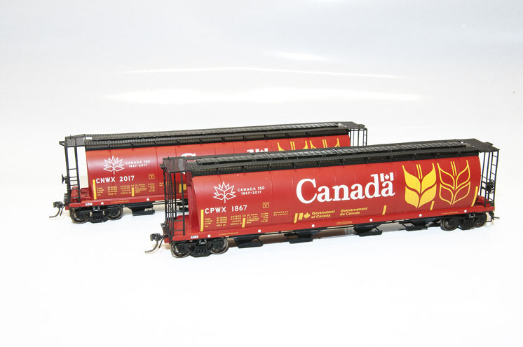 Pacific Western Rail Systems HO scale four-bay cylindrical covered hopper