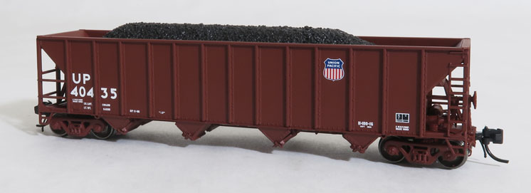 Tangent Scale Models N scale Bethlehem 3,6000-cubic-foot-capacity quad hopper with coal load