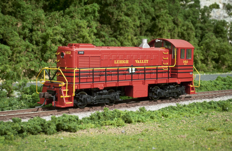 Atlas HO scale Alco S-2 diesel locomotive