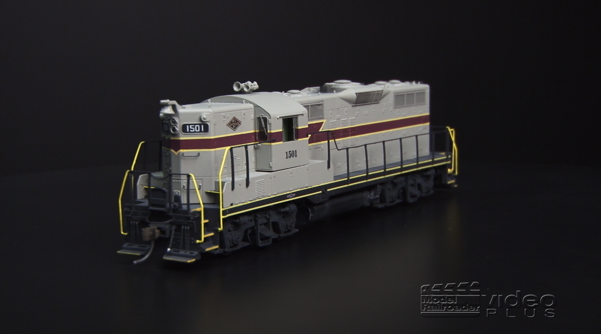 Winston-Salem Southbound Series: Painting an EMD GP9 diesel locomotive, Part 8 – Installing final detail parts