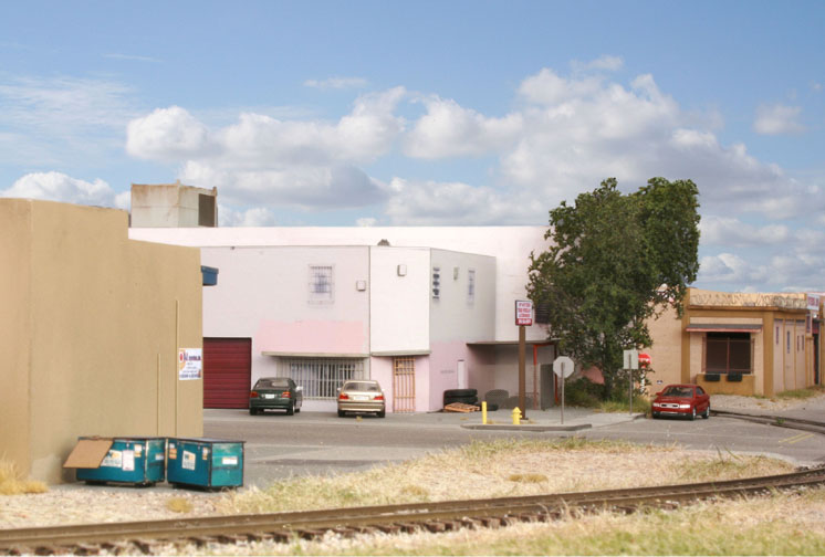 Modernmodelrailroadstructures_01